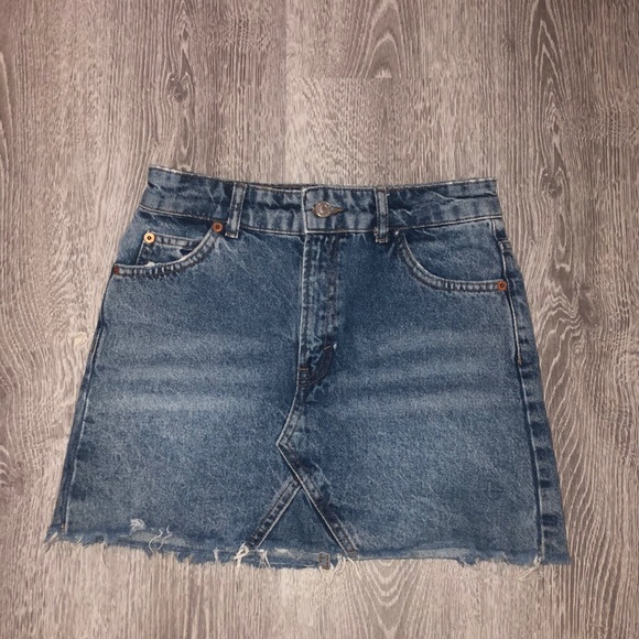 Jean skirt - Picture 1 of 3